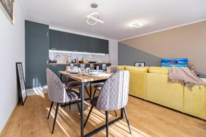 Modern & Elegant City Center Apartments